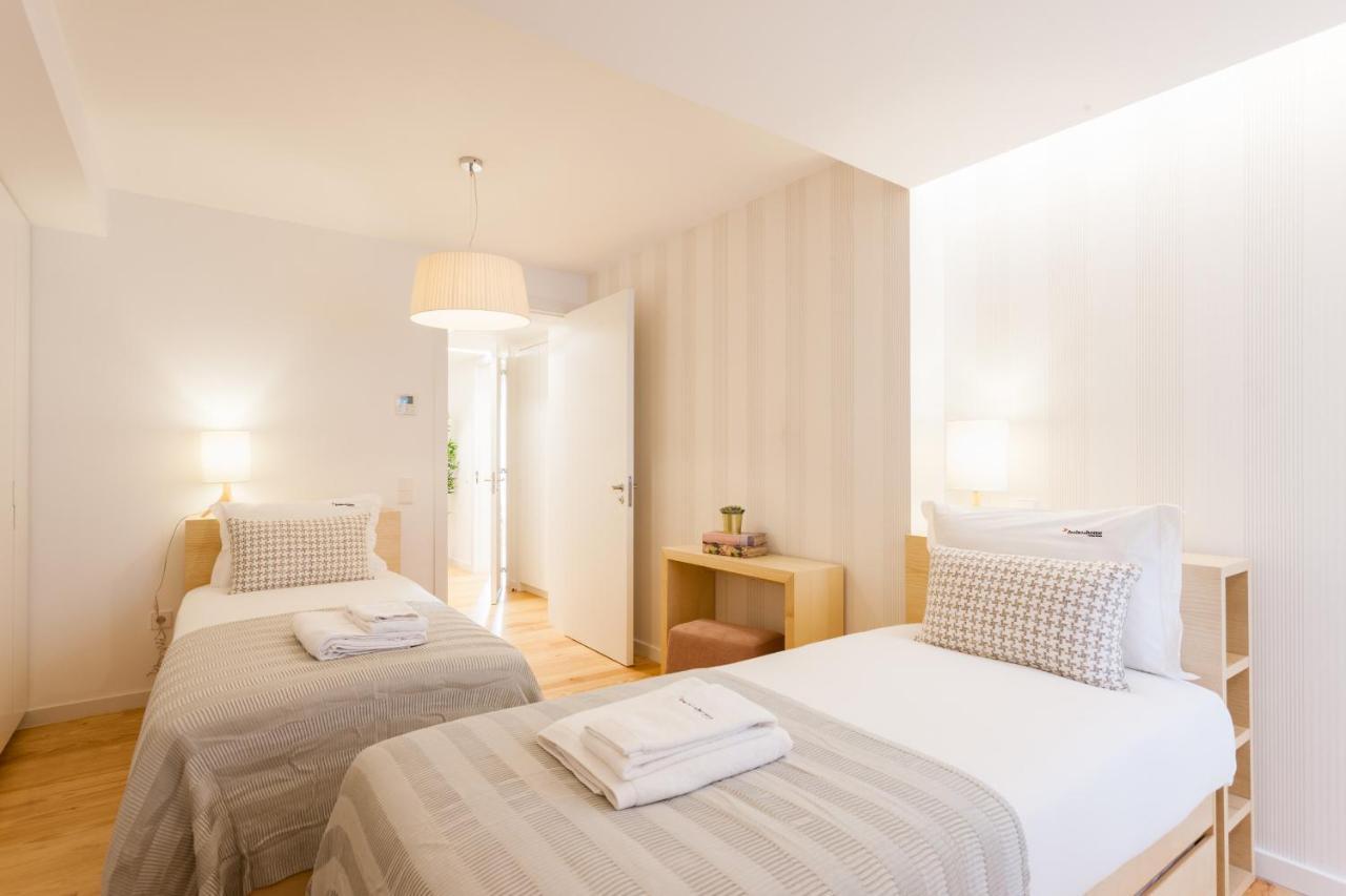 Flh Chiado Sunny Apartment Lisbon Exterior photo